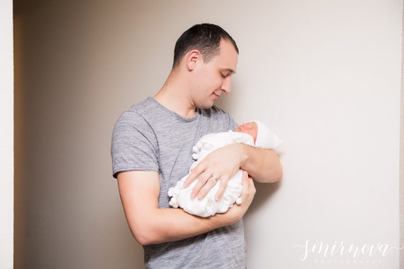 dad and baby Smirnova Photography by Alyssa